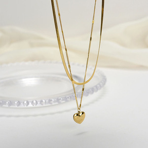 Collar de Corazón Zhongzhe Jewelry, Collares de Moda en Capas, Acero Inoxidable con Baño de Oro de 18K, Resistente al Agua y al Deslustre, Venta al por Mayor - Product Image 4