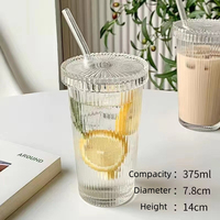 Offre Spéciale tasse à thé à bulles en verre transparent bouteille tasse en verre à rayures verticales côtelées avec couvercle et paille