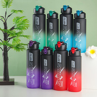 Type de paille 1 litre bouteille d'eau gobelet d'eau en plastique pour adultes étudiants bouteille de boisson avec paille bouteilles d'eau de sport en gros