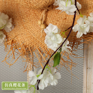 ดอกซากุระประดิษฐ์แบบเส้นยาว 100 ซม. 200 ซม. รูปแบบพวงมาลัย สำหรับตกแต่งงานแต่งงาน ดอกไม้พลาสติกสีขาว สำหรับตกแต่งภายใน ฝ้าเพดาน ระเบียง - Product Image 1