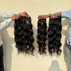 Vendeurs de cheveux bouclés droits ondulés bruts vierges de haute qualité Fournisseur de cheveux humains en vison Faisceaux de cheveux bruts noirs naturels - Product Image 1