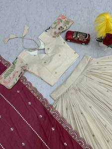 Lehenga Choli de bonne qualité avec Cancan pour femmes, robe ethnique brodée élégante pour mariage et fête, disponible au prix d'exportation - Product Image 4