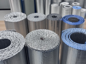Feuille <span class=keywords><strong>d</strong></span>'isolation thermique en <span class=keywords><strong>aluminium</strong></span> à bulles 3/4 mm, réfléchissante à 97 %, ignifuge et résistante à la chaleur, pour entrepôt moderne - Product Image 3