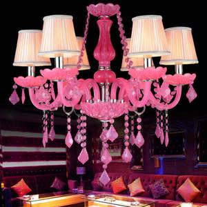 Lustre en cristal rose de style européen, lustre en acrylique rose avec gouttes de cristal et abat-jour en tissu pour l'éclairage de chambre à coucher - Product Image 3