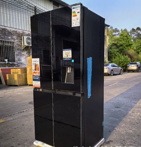 Réfrigérateur à portes françaises d'une capacité de 591 L, doté de la technologie de refroidissement par air à basse température et d'une fonction d'eau potable - Product Image 3