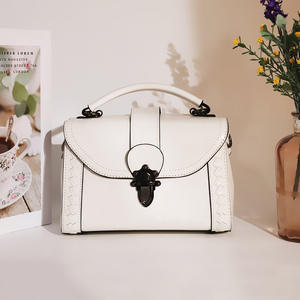 <span class=keywords><strong>Borse</strong></span> da Donna in Pelle Cerata Spaccata all'Ingrosso, <span class=keywords><strong>Borse</strong></span> a Tracolla Vintage di Grande Capacità Fatte a Mano - Product Image 3