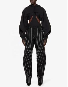 Pantalons pour femmes de la marque <span class=keywords><strong>tendance</strong></span> OUDINA, nouvelle collection <span class=keywords><strong>2023</strong></span>, jeans slim fit délavés avec bandes réfléchissantes - Product Image 2