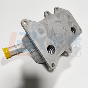 Hyundai <b>Radiator</b> 26410-2F000 For Tasconi Sportage 2.2 Engine Cooling Replacement Part - Product Image 2
