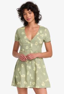 2026 Clearance Women's <b>Clothes</b> Wholesale Summer Dresses <b>Stocklots</b> Assorted Colors/Styles/Design - Product Image 1