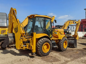 Mini pelle rétro JCB 4CX d'occasion de haute qualité, pompe hydraulique Kawasaki, chargeur JC B, capacité de charge nominale de 8 tonnes, puissance de 75 kW, poids de la machine de 8200 kg - Product Image 2