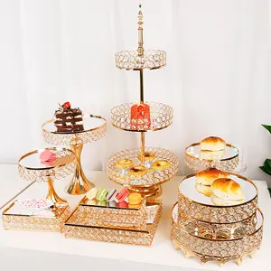 Vendita calda 9 pezzi set oro lega di alluminio decorazione di nozze forniture dessert tavolo display set torta nuziale stand