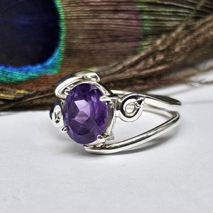 Handmade 925 <b>Sterling</b> <b>Silver</b> Women's Statement <b>Ring</b> Amethyst Gemstone <b>Set</b> in Oval Cut Diamond Bezel Setting for Weddings - Product Image 5