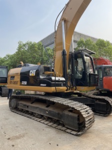 รถขุดดินไฮดรอลิก25ตัน330D 320D รถขุดดินแบบใช้แล้วของญี่ปุ่น - Product Image 5