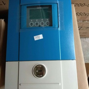 Débitmètre électromagnétique Krohne OPTILUX2300W à brides en acier inoxydable 316 pour la mesure de liquides conducteurs et d'eau - Product Image 2