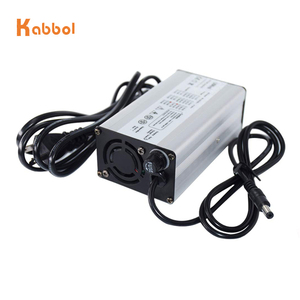 Cargador de Batería de Iones de Litio/Lipo de Alta Calidad 24S 100.8V 10A <span class=keywords><strong>1008W</strong></span> con Protección OTP/OVP para Motocicleta/Scooter, Uso en la UE - Product Image 4