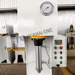 Pressa Idraulica Monocolonna Tipo C Hua Hai YQ41-10T con Motore da 4kW 380V/220V, Pressa Monobraccio con Cuscinetto per Lavorazione Metalli - Product Image 4