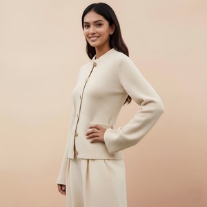 Fabricante de Prendas de <span class=keywords><strong>Punto</strong></span> OEM: Cárdigan a Medida, <span class=keywords><strong>Jersey</strong></span> de Lana Merino y Cachemira Estilo "Old Money", Suéter de <span class=keywords><strong>Punto</strong></span> para <span class=keywords><strong>Mujer</strong></span> - Product Image 2