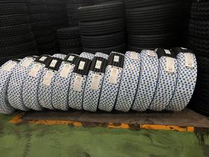 Neumáticos Radiales Nuevos para Camiones Pesados TBR 315/80R22.5 MD777 de Caucho Natural de Alta Calidad - Product Image 2