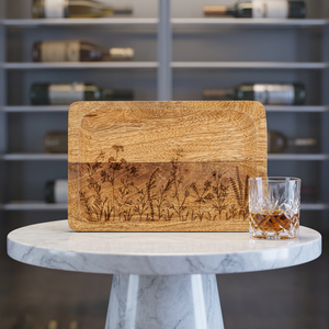 Plateau de service classique en bois poli fait main de style occidental, personnalisable avec logo et taille, idéal pour les collations, les gâteaux ou comme cadeau. - Product Image 1