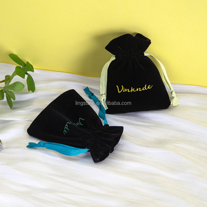 9*12cm Small Velvet Jewelry Pouch Drawstring Pocket Purse Luxury Black Soft Bag for Lipsticks Earrings Necklace Rings - Product Image 1