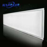 Panneau diffuseur linéaire PS à texture optique anti-éblouissement UGR pour éclairage LED Kunxin 1220x2440mm