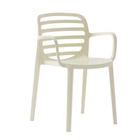 Chaise empilable moderne en plastique bon marché chaise de salle à manger de restaurant chaise en plastique de café de stockage de transport facile