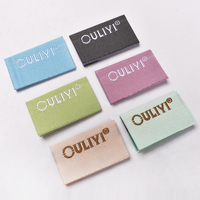 Étiquette de vêtement de taille de prix numérique sur mesure votre logo étiquettes tissées souples avec pli en boucle centrale