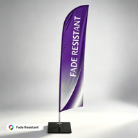 Drapeau Triton avec piquet de sol pour affichage promotionnel extérieur de propriétés