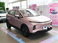 China Exporta el Vehículo Eléctrico Geely Geometry E Firefly 2022-2024, SUV de 5 Plazas, a un Precio Accesible