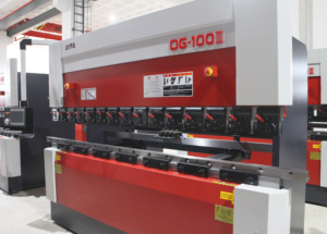 Presse plieuse électrique servo de 110 tonnes 800 mm, haute précision, économie d'énergie - Product Image 3