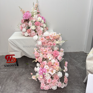 Boule florale en soie rose faite à la main pour toile de fond de mariage, centre de table d'événement, boule de fleurs artificielles douce, Saint-Valentin - Product Image 1