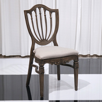Chaise de banquet empilable en plastique PP imitation bois, durable, avec assise rembourrée, pour usage extérieur et intérieur (salle à manger, salon)