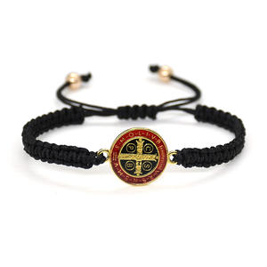 Bracelet Tressé Ajustable Catholicisme Croix Médaillon Saint Benoît <span class=keywords><strong>Exorcisme</strong></span> pour Hommes et Femmes en Diverses Couleurs - Product Image 1