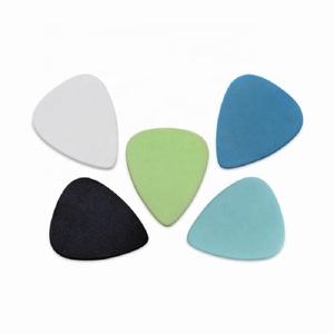 Plettri per Chitarra Personalizzati in Colore Unico, Accettano Disegni su Un Lato o su Entrambi i Lati, Antiscivolo, Opachi e Texturizzati, Prodotti in Cina, Alta Qualità - Product Image 6