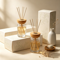Bouteille diffuseur en verre transparent avec couvercle en bois – Contenant moderne pour aromathérapie, pour une fragrance élégante pour la maison