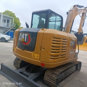 Excavatrice sur chenilles d'occasion 305.5E2 de 5,5 tonnes, modèle 2023, avec moteur et composants hydrauliques Kawasaki, godet de 0,275 m³ - Product Image 2