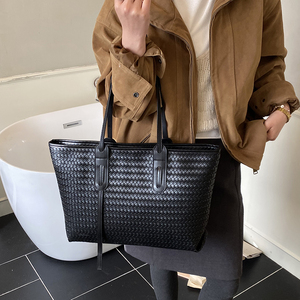 <span class=keywords><strong>Sac</strong></span> fourre-tout grande capacité à texture tissée, <span class=keywords><strong>sac</strong></span> à bandoulière vintage en cuir PU <span class=keywords><strong>pour</strong></span> <span class=keywords><strong>femme</strong></span>, <span class=keywords><strong>pour</strong></span> le travail et le shopping - Product Image 2