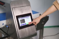 Détecteurs de métaux industriels professionnels personnalisés pour l'alimentation, convoyeur à bande haute précision pour fruits de mer, pâte à pain, viande, sacs lourds 304
