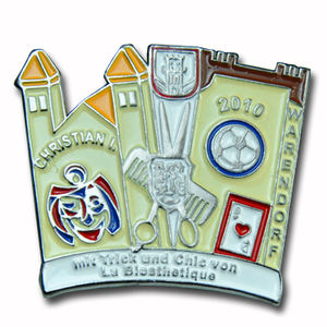 Insignias Metálicas Personalizadas de Esmalte Duro y Suave, Pins de Esmalte 3D Personalizados - Product Image 1