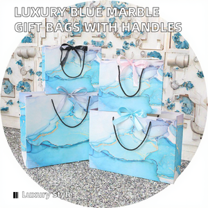 Sac en papier cadeau bleu marbré avec poignée en satin et logo personnalisé pour mariage, anniversaire, cosmétiques, fêtes - Product Image 2