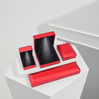 Boîte à bijoux LED en gros pour bagues et colliers avec lumière - Boîte à bijoux créative en cuir PU rouge et plastique avec logo personnalisé et éclairage LED