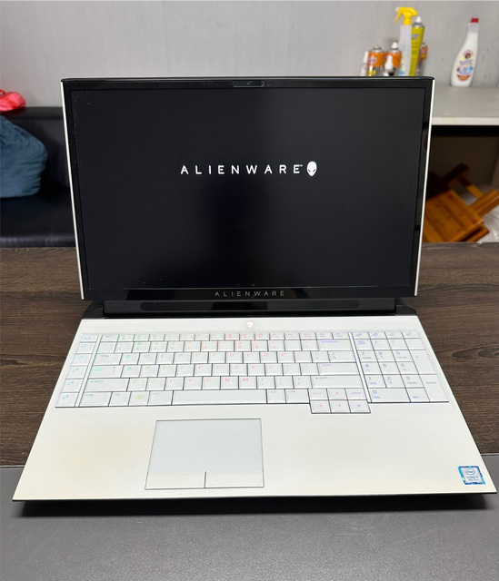 High Performance Gaming Laptops Used Original for Alienware Area 51m Core I7-9700k 32g Ram 512gb Ssd+1tb Hhd Laptop Computer