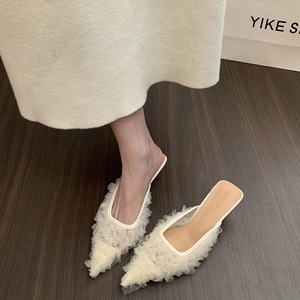 Mules Minimalistas Blancos con Tacón y Diseño Floral, Sandalias de Punta Puntiaguda para Mujer - Product Image 3
