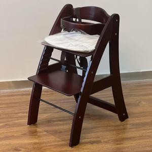 <span class=keywords><strong>Chaise</strong></span> <span class=keywords><strong>haute</strong></span> bébé en <span class=keywords><strong>bois</strong></span> moderne 3-en-1 réglable avec attrape-aliments intégré pour restaurants - Offre Spéciale - Product Image 3