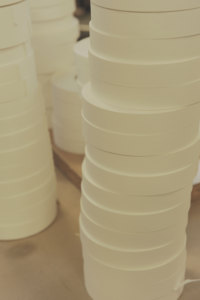 Papel PE Compatible con Contacto Alimentario, Impresión Personalizada, Marca Carte Dozio, Hecho en Italia, para Cosméticos, Joyería, Regalos y Manualidades - Product Image 3