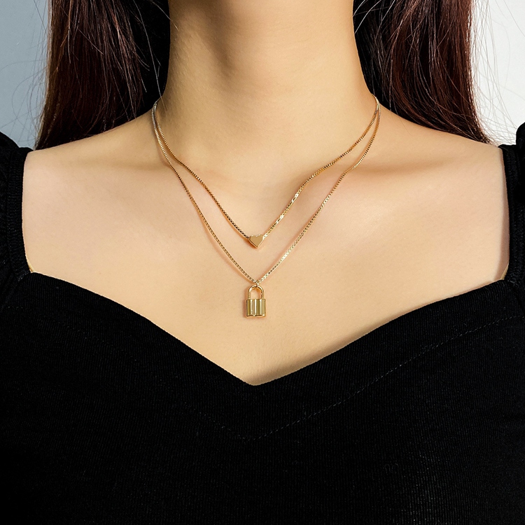 Wholesale Gold Neck Jewelry for Women - Trendy & Durable