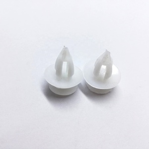 51411973500 99950758240 51418161527 Clips de plástico para coche para <span class=keywords><strong>BMW</strong></span> <span class=keywords><strong>X50</strong></span> E34 E36 E38 E39 E46 E70 Z3 accesorios de coche - Product Image 3