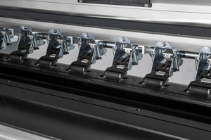 Impresora de Sublimación de 1.9M con Cabezal de Impresión 4720 para Impresión Digital de Telas, Banderas y Pancartas, Marca Bheng - Product Image 3