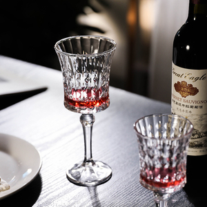 Ensemble de verres à vin en <span class=keywords><strong>cristal</strong></span> de luxe, verrerie artisanale colorée, gobelets modernes et verres personnalisés pour les fêtes - Product Image 3