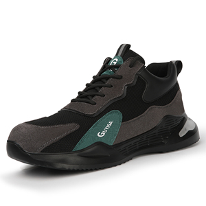<span class=keywords><strong>Botas</strong></span> de seguridad ligeras con punta de acero impermeables resistentes a perforaciones para hombres en trabajos industriales de construcción - Product Image 1
